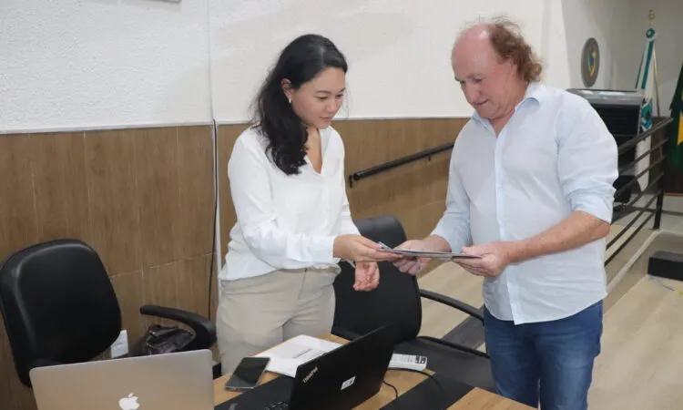 Flecha entrega pedidos para o projeto de duplicação da RSC-453