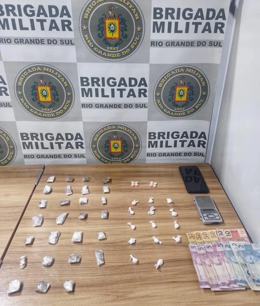 BM de Venâncio Aires prende homem por tráfico de drogas e adolescente por associação ao tráfico