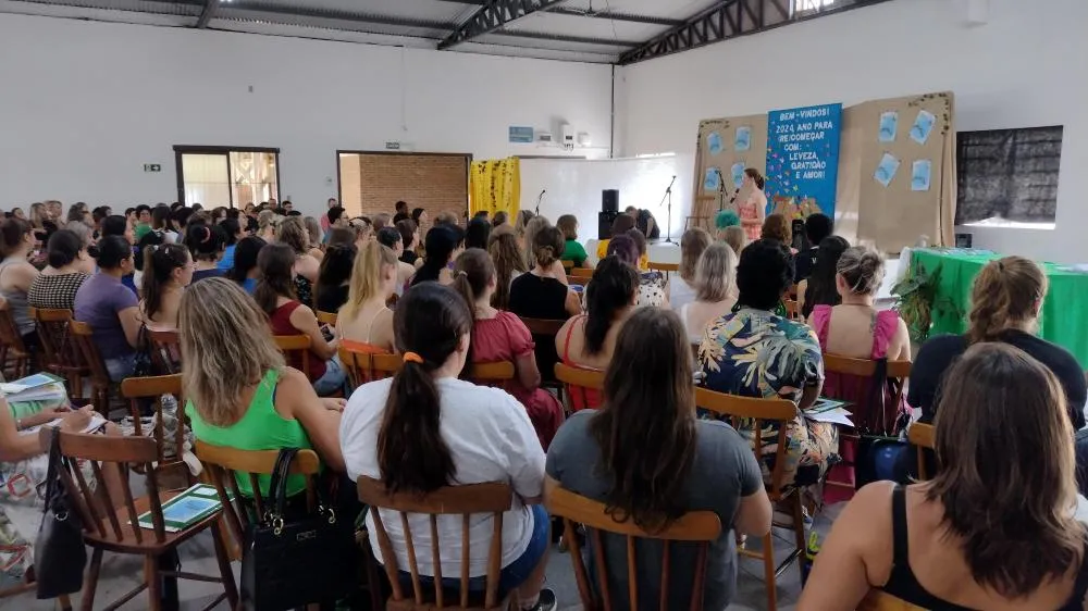 SMECT acolhe profissionais da educação da Rede Municipal de Sinimbu