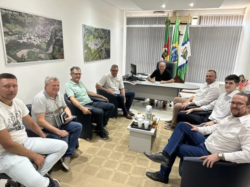 Deputado Heitor Schuch reforça apoio ao Município