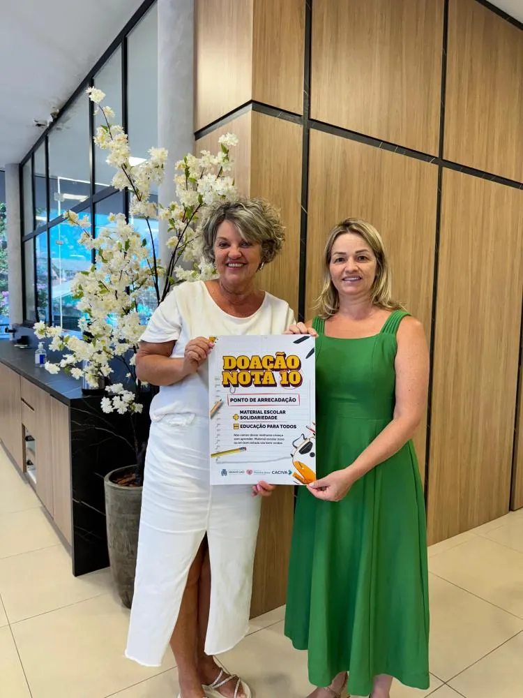 Primeira-dama promove campanha de arrecadação de material escolar