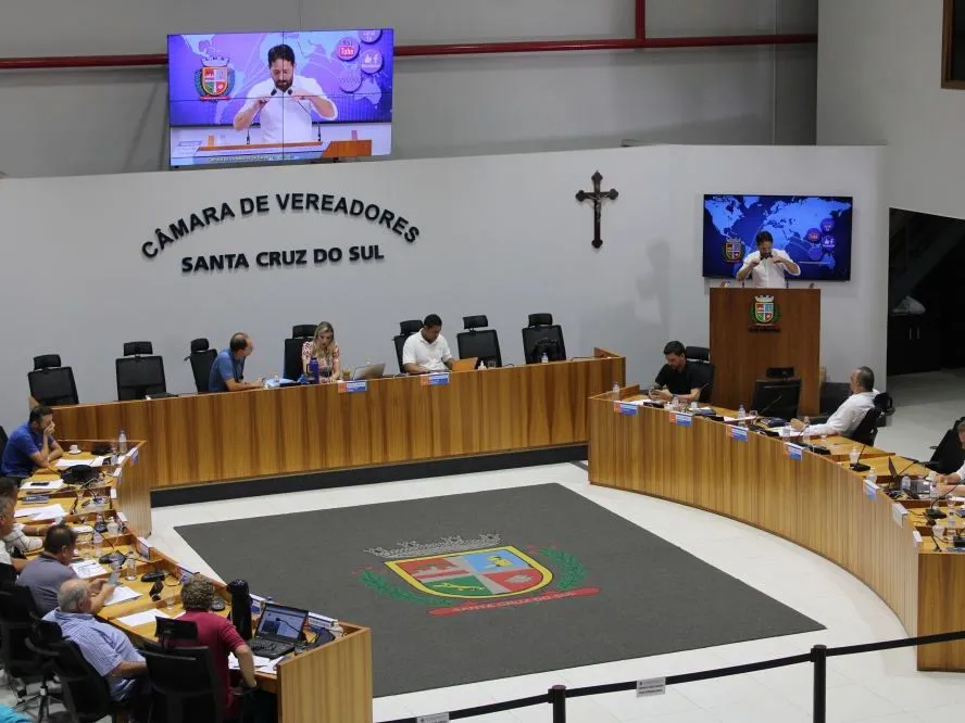 Oito projetos ingressam na pauta do Legislativo