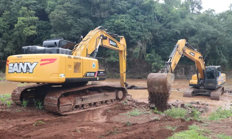 Programa prevê retirada de cascalho em 10 pontos do Arroio Sampaio