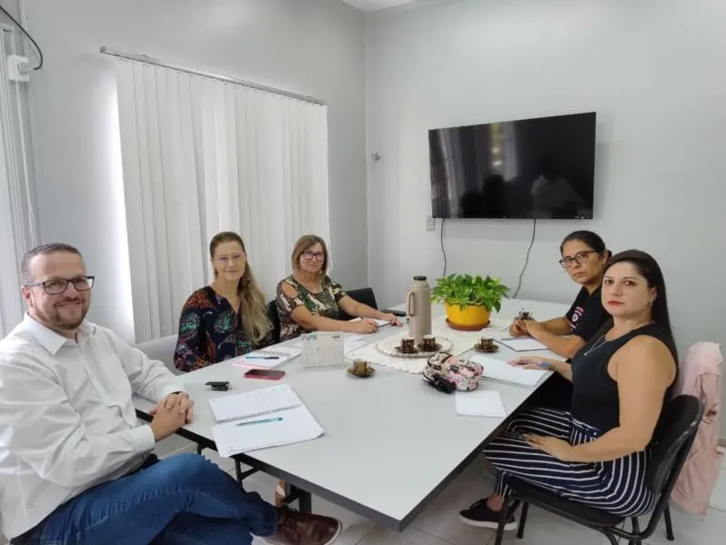 Prefeitura trabalha na implantação do Primeira Infância Melhor