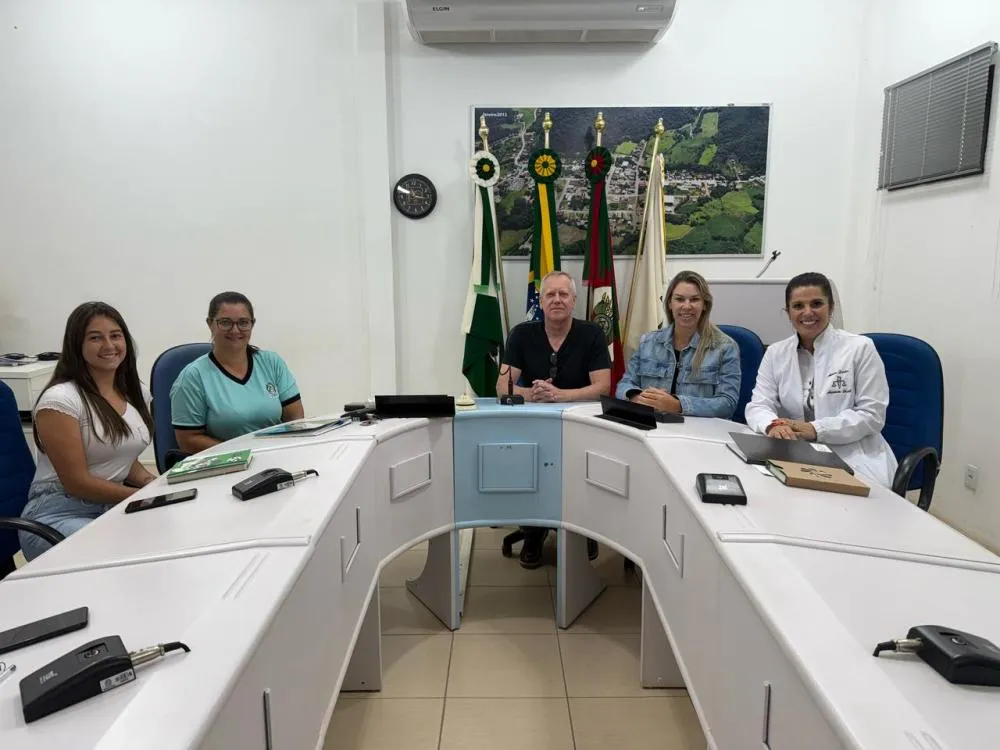 Reunião da Rede Socioassistencial alinha estratégias na Câmara de Vereadores