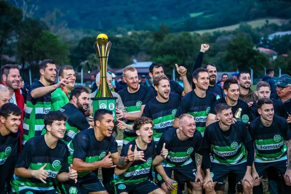 SCE Formosa é campeão da 5ª Copa Integração após decisão emocionante